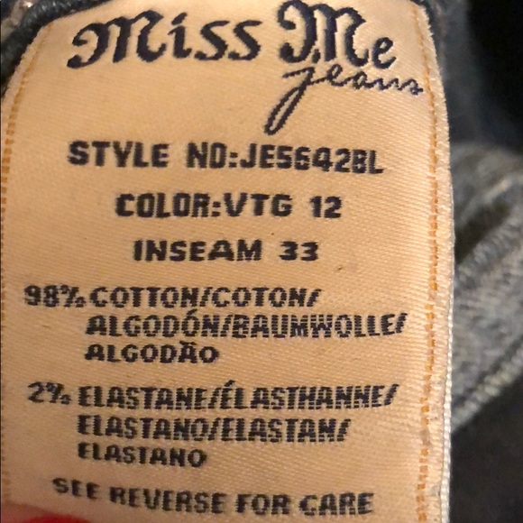 Miss Me Jeans. Boot Cut - Picture 4 of 4